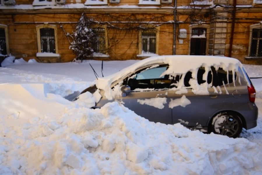 Прокуратура проверит использование средств, выделенных на уборку снега в Одессе