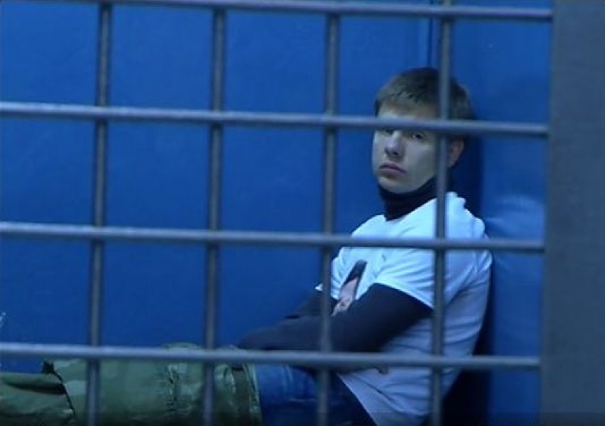 Российские правоохранители опубликовали видео Гончаренко в отделении полиции