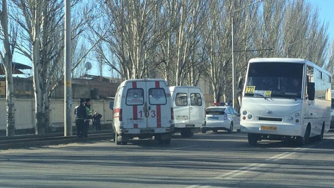 Годовалый ребенок пострадал в ДТП с машиной скорой помощи в Одессе (фото)