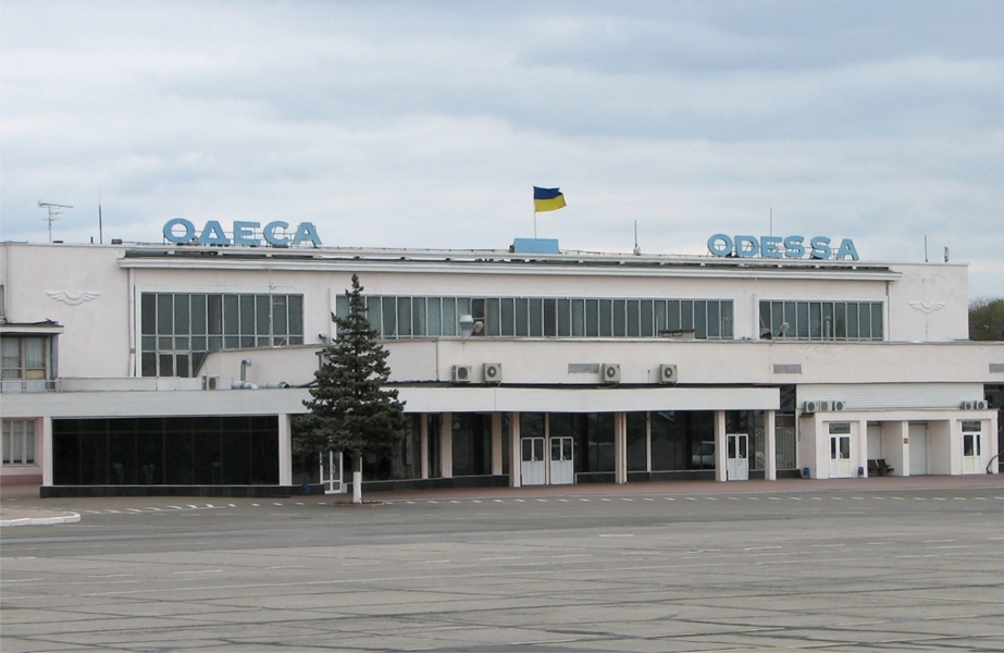 Городская громада должна быть владельцем аэропорта Одессы вместе с известными инвесторами – мнение