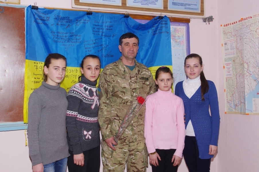 Ученики сельской школы Фрунзовского района встретились с добровольцем АТО
