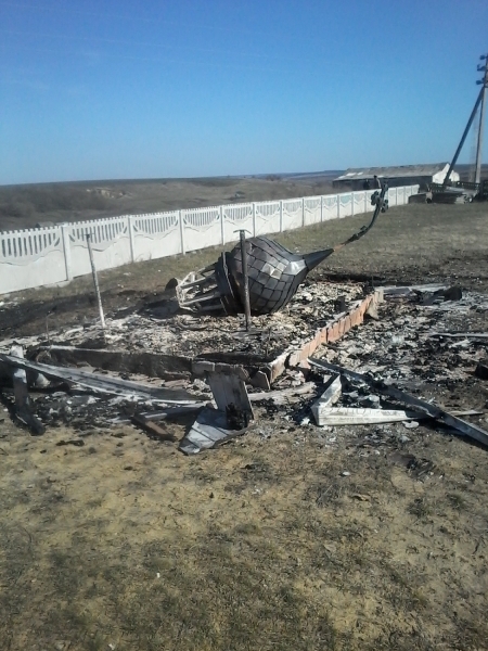 Неизвестные сожгли дотла новую часовню во Фрунзовском районе