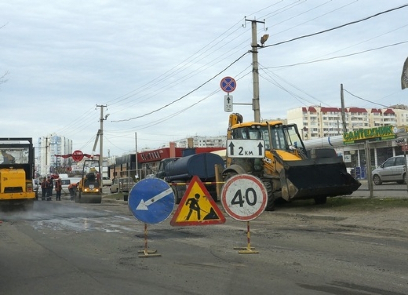 Одесские коммунальщики обещают 31 марта завершить ремонт дороги, ведущей на поселок Котовского