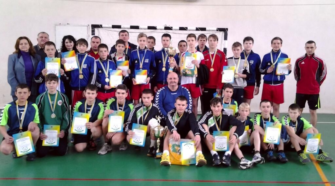 Южненцы победили на юношеском Чемпионате Украины по гандболу в Ивановке (фото)