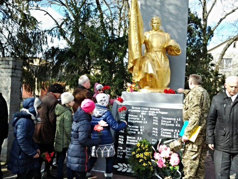 Ивановский район Одесской области отмечает 71-ю годовщину освобождения от фашистских захватчиков