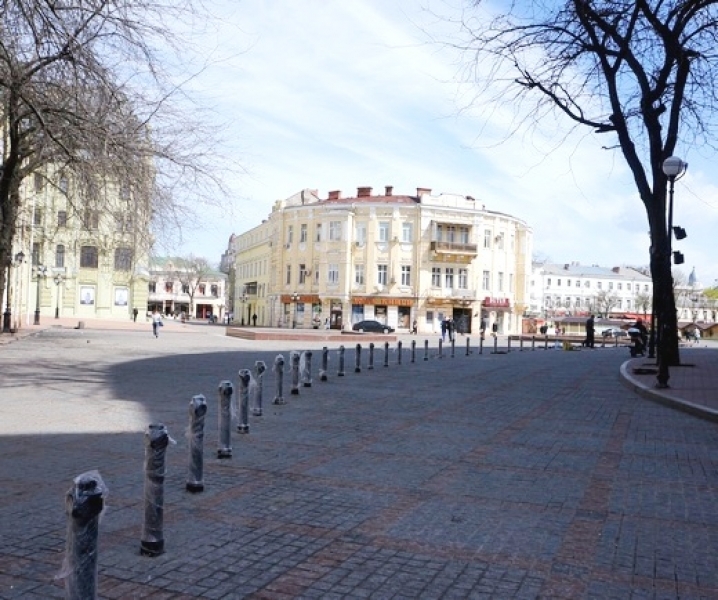 Одесская мэрия открыла движение вокруг Греческой площади (фото)