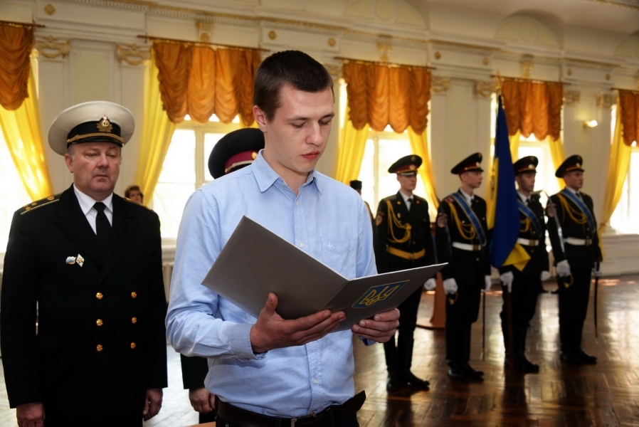 Одесские студенты-медики приняли военную присягу