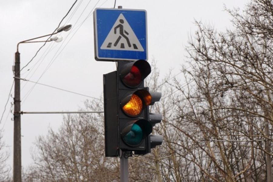 Коммунальщики установят светофор на опасном перекрестке в Одессе