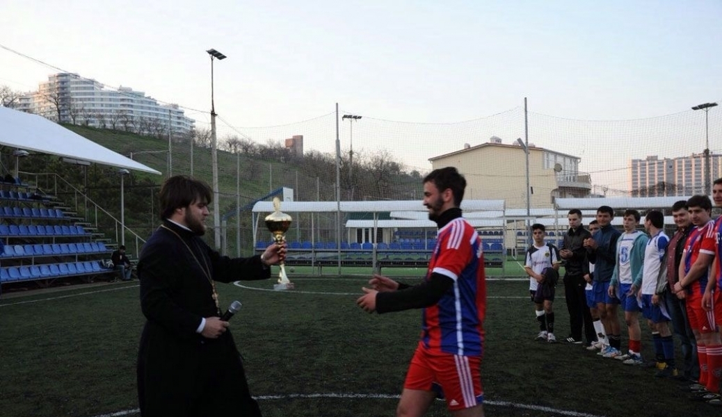 Первый межприходской футбольный турнир среди православной молодежи прошел в Одессе (фото)