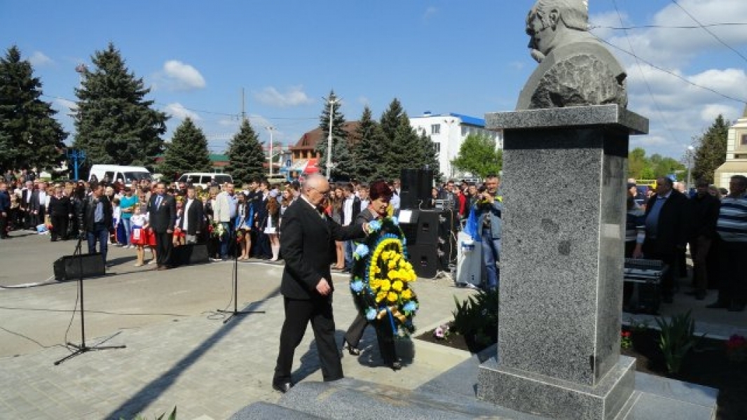 Открытие памятника Тарасу Шевченко состоялось в Котовске