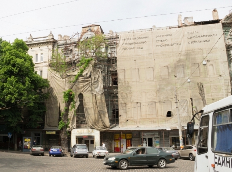 Знаменитый дом Руссова в Одессе может потерять статус памятника архитектуры