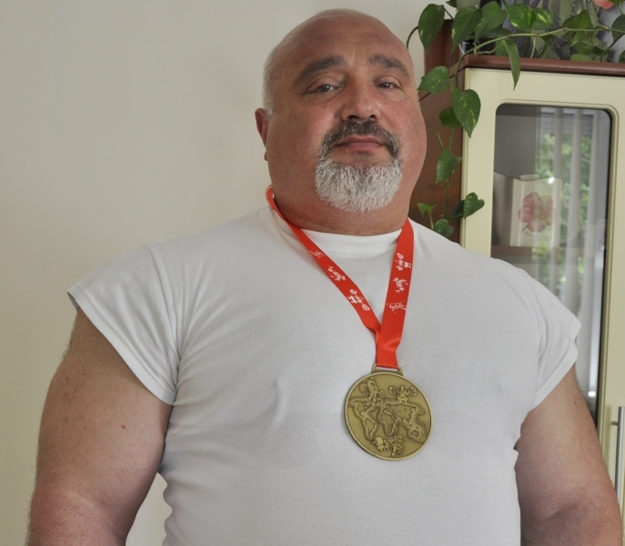 Болградский священник стал пятикратным чемпионом мира и собирается на первенство в Португалию