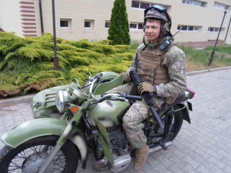 Волонтеры из Ивановского района доставили полку «Азов» отремонтированные мотоциклы 