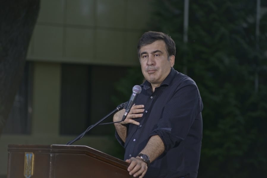 Михаил Саакашвили пообещал до конца года отремонтировать трассу Одесса – Рени