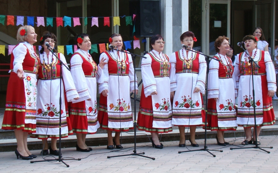 Рени отметил День Дуная песнями и танцами народов Придунавья (фото)