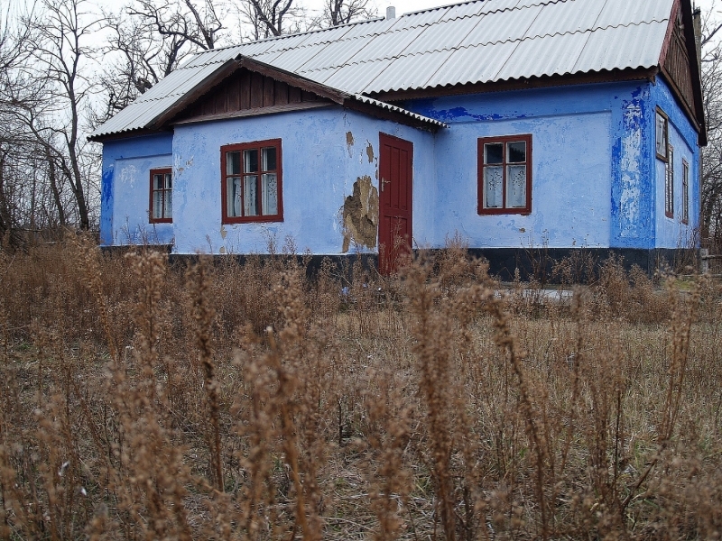 Старинная усадьба известного поэта разрушается в Николаевском районе (фото)