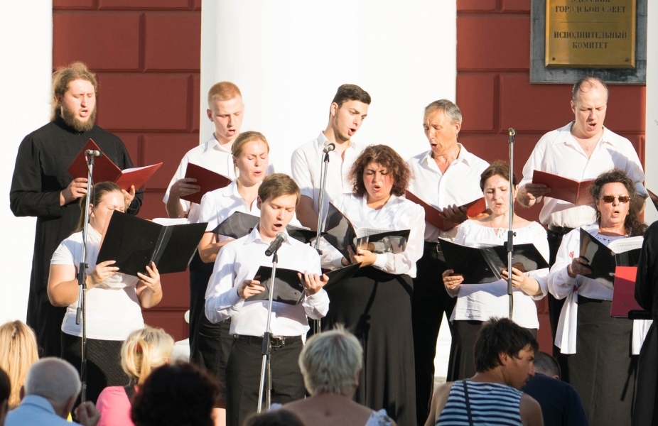 Митрополичий хор Одесской епархии выступил с концертом в центре Одессы (фото, видео)