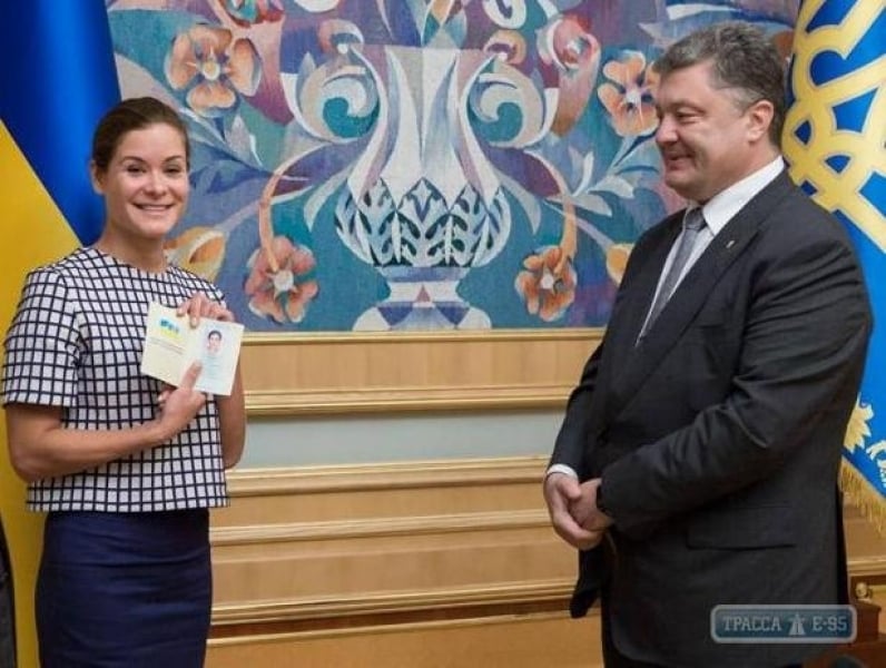 В России пока не знают о заявлении Гайдар об отказе от гражданства