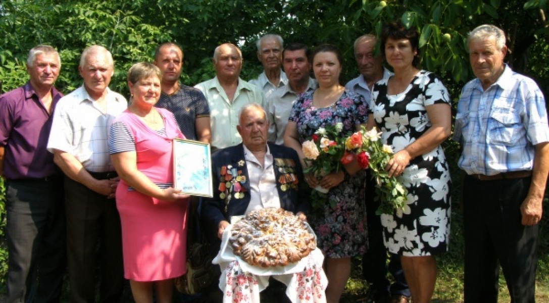 Ветеран из Одесской области, расписавшийся на Рейхстаге, отпраздновал 90-летие