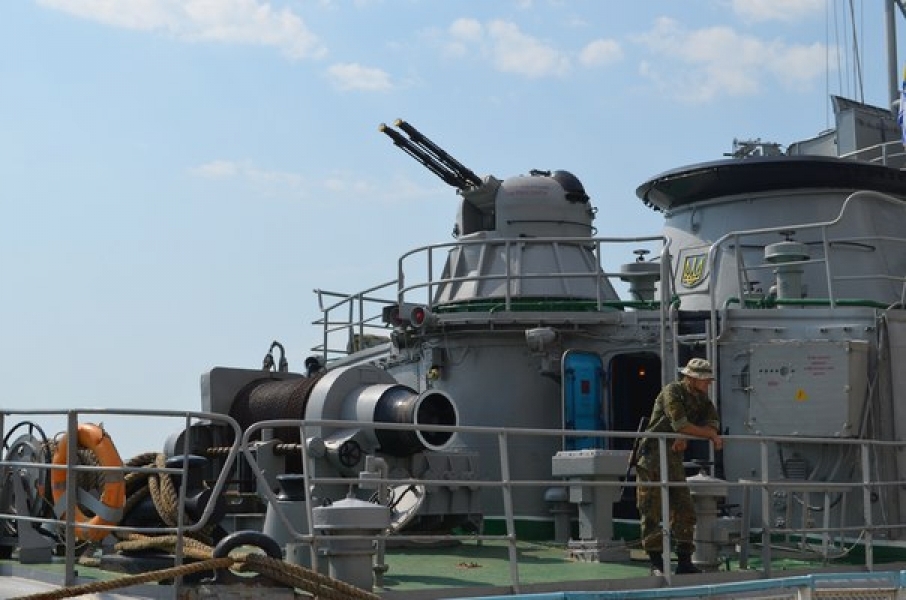 Два военных корабля посетили Измаил (фото)