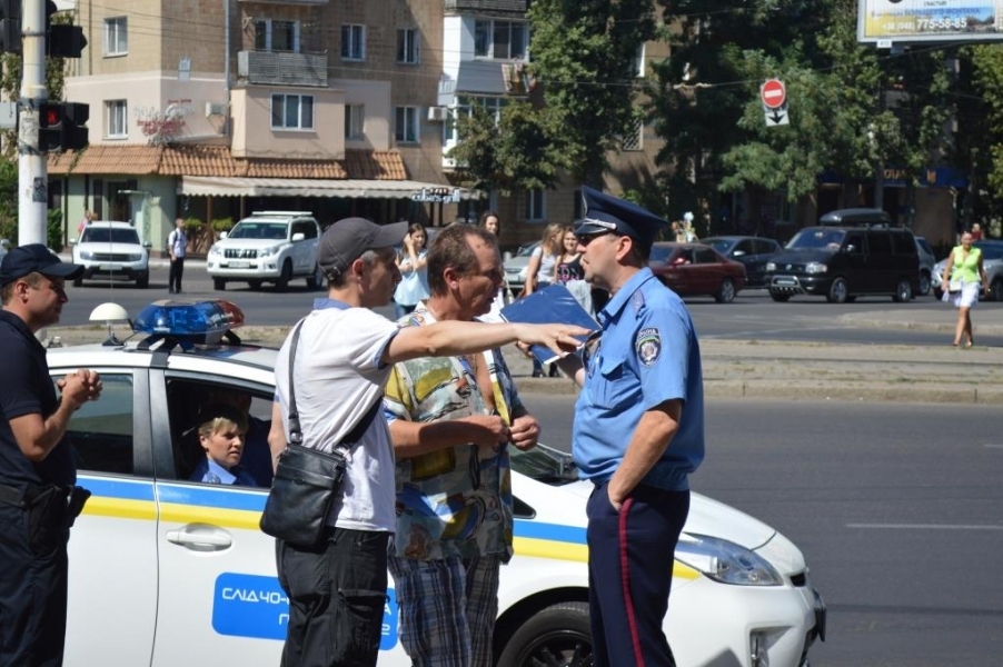 Оппозиционный блок заявляет о новых провокациях в Одессе, на этот раз с вооруженными радикалами
