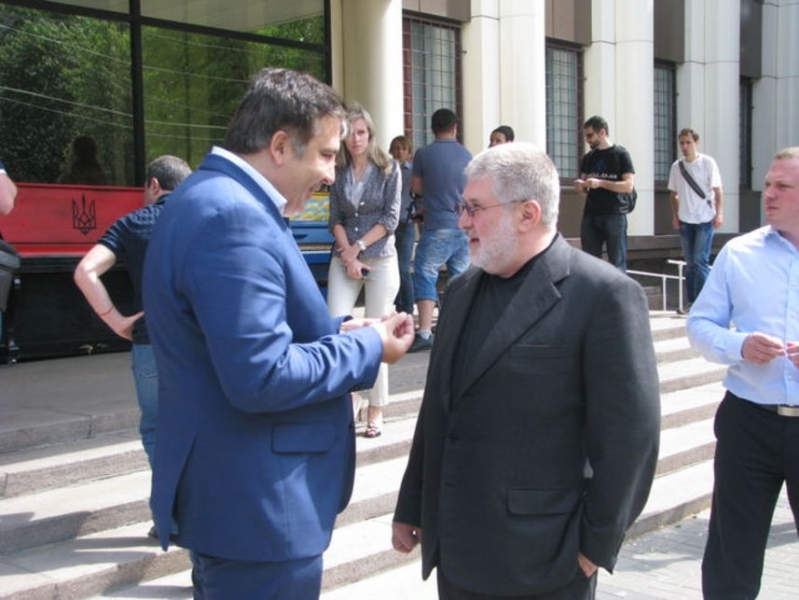 Саакашвили и Коломойский обменялись оскорблениями и угрозами
