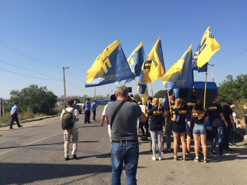 Активисты пытались блокировать движение товаров в Приднестровье