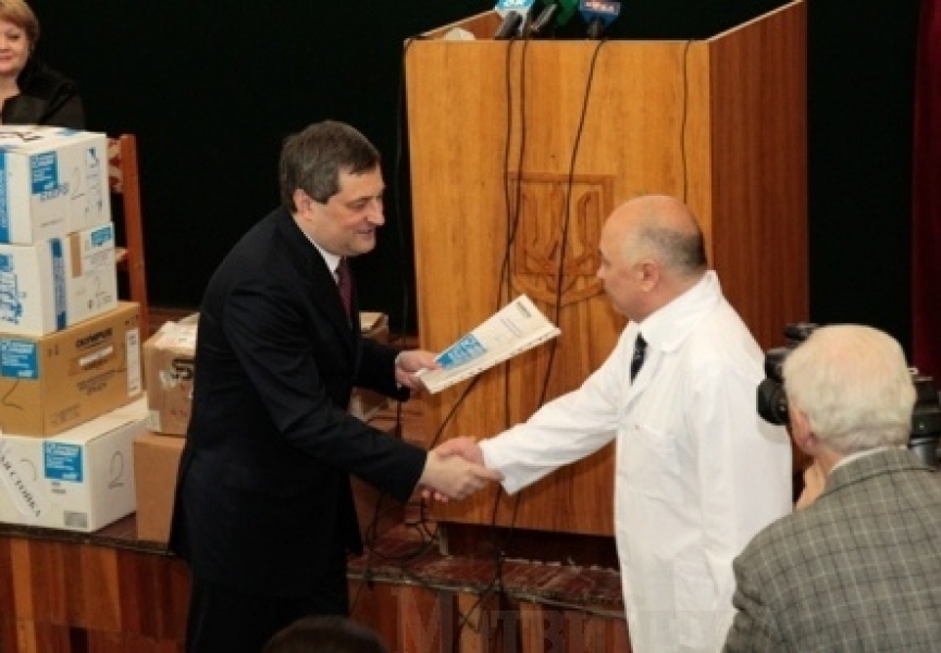 Пять больниц в Одесской области получили новое современное медицинское оборудование 