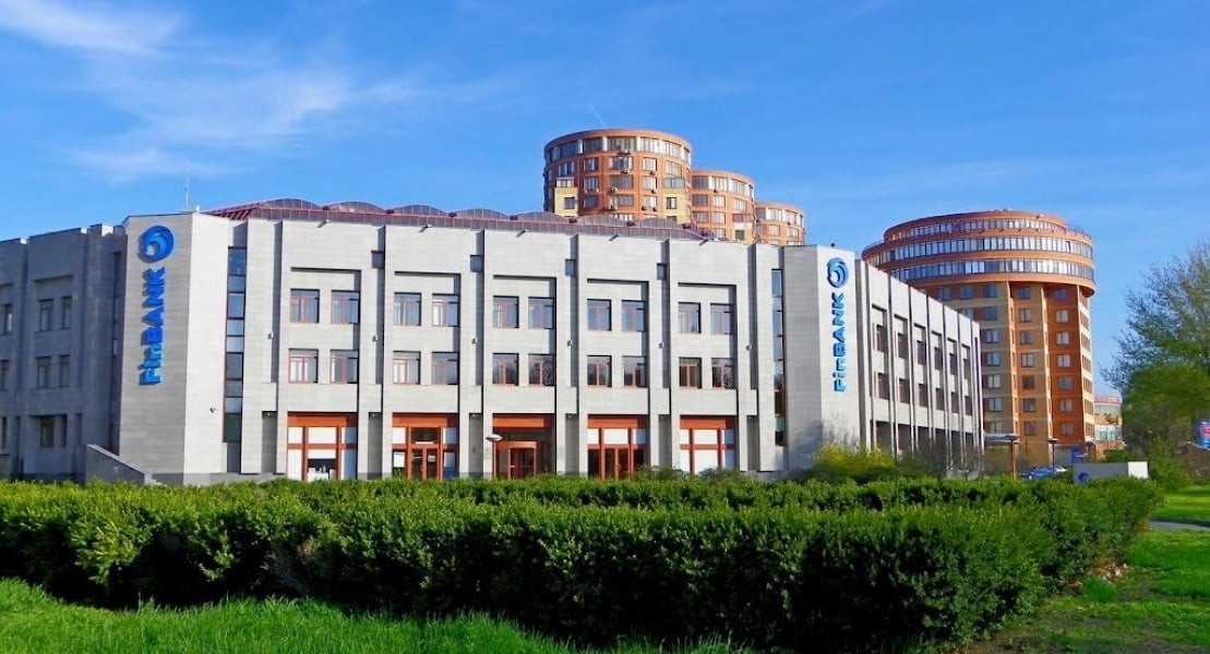 Петр Порошенко открыл новый центр обслуживания граждан в Одессе