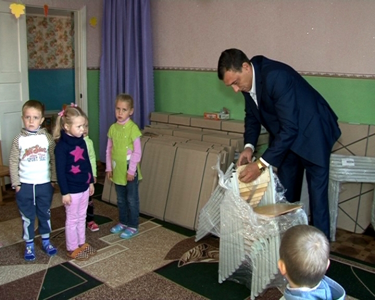 Благотворительный фонд подарил сельскому детсаду в Одесской области новую мебель