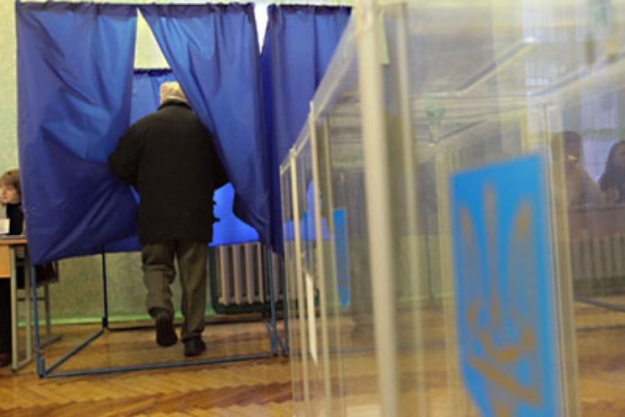 Две участковые избирательные комиссии приостановили работу в Одессе и Рени