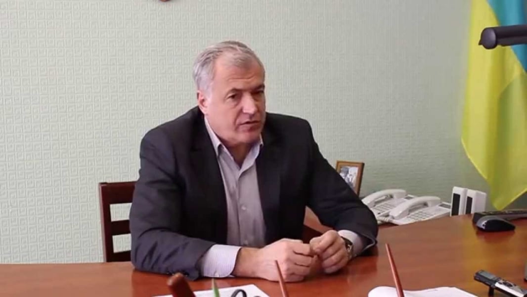 Действующий мэр лидирует на выборах в Южном Одесской области