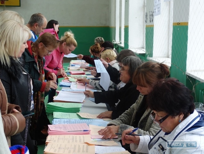 Семь партий прошли в Великомихайловский райсовет Одесской области