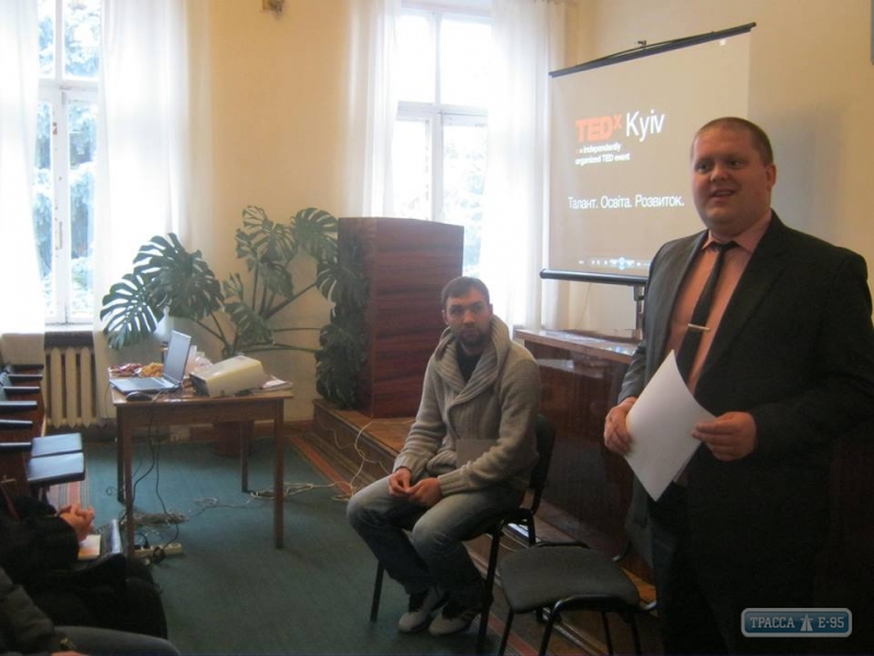 Глава Фрунзовской РГА пытается создать Молодежный совет в районе
