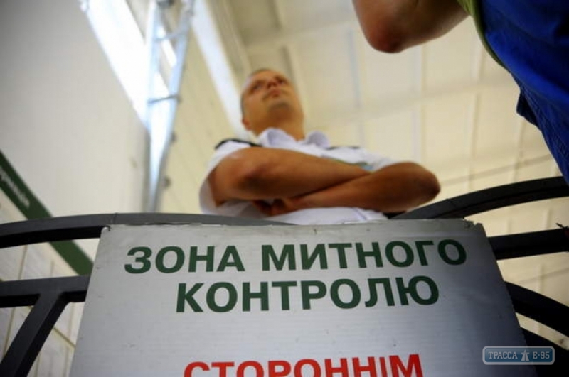 Системных изменений на Одесской таможне пока нет – глава профсоюза экспедиторов