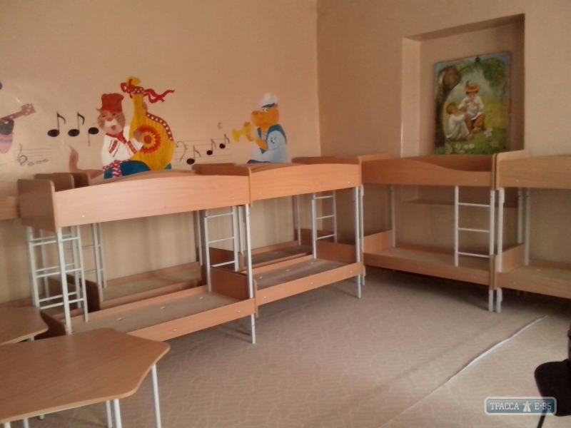 Благотворительный фонд подарил новую мебель сельскому детскому саду в Ивановском районе Одесщины