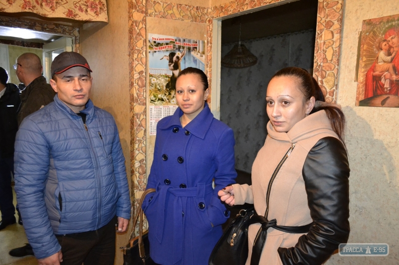 Сироты из Болградского района получили трехкомнатную квартиру