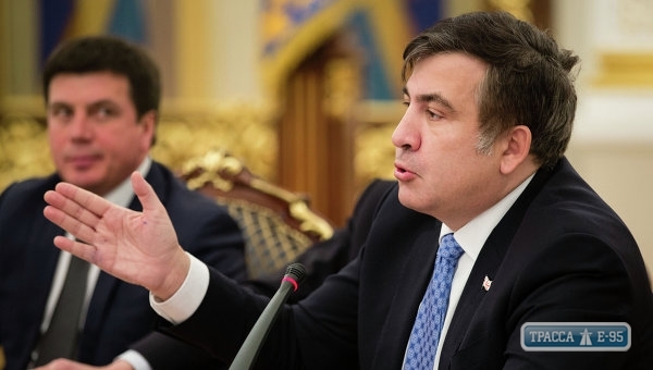Саакашвили требует полной смены глав районных прокуратур