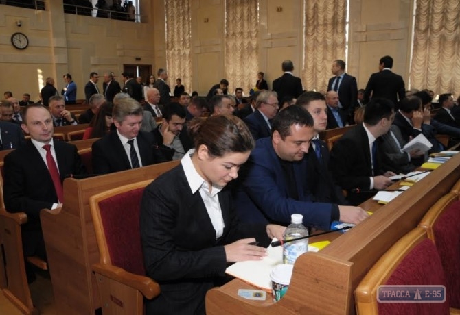 Прошедшие в Одесский облсовет депутаты отказываются от мандатов