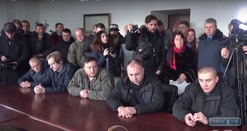 Активисты пикетировали Апелляционный суд, требуя не выпускать одесских сепаратистов из СИЗО 