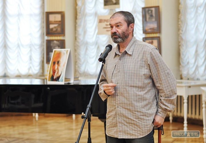 Известный историк-краевед презентует монографию с эксклюзивными фото Одессы