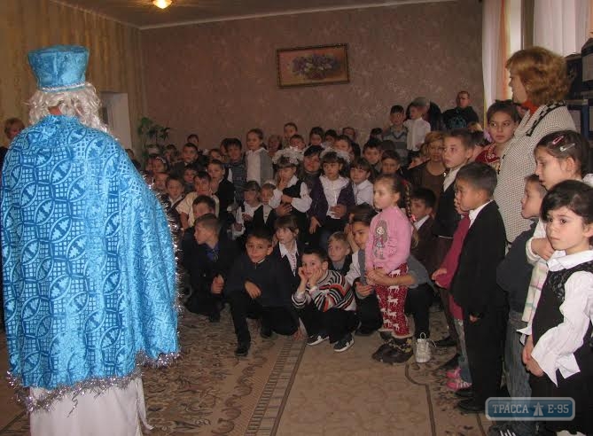 Благотворительный фонд поздравил детей Ананьевской школы-интерната с праздником Святого Николая