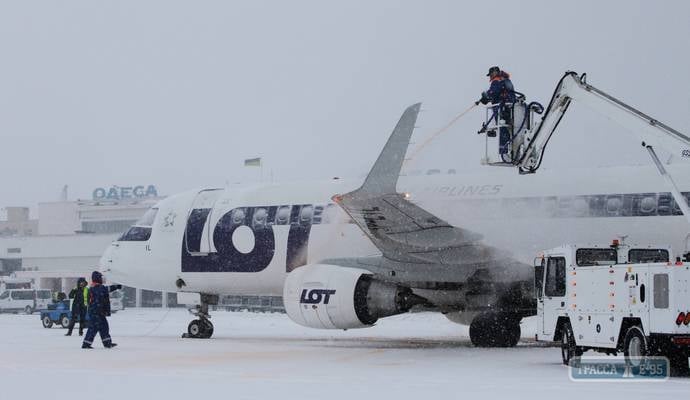 Полеты возобновятся не ранее шести вечера – Одесский аэропорт