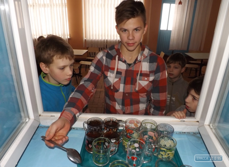Три десятка юных спортсменов из Одессы застряли в Любашевке из-за снегопада