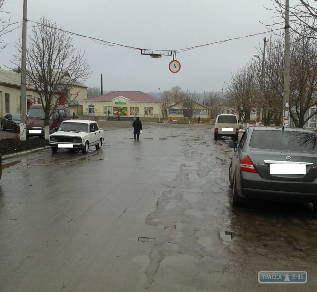 Преступники во Фрунзовке вскрыли сразу четыре автомобиля за ночь