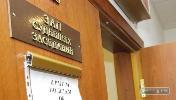 Фирма, связанная с депутатом Одесского облсовета Учителем, пытается отнять 40 млн у госпредприятия