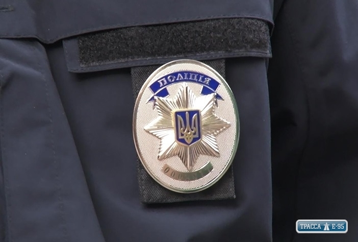 Пьяный полицейский ездил на служебном авто по Одессе