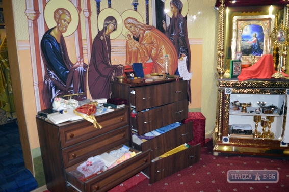 Служители храма в Одессе задержали вора