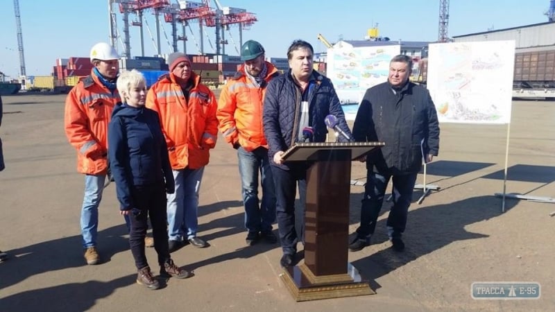 Подготовка к реализации инвестпроектов по строительству зернохранилищ стартовала в Одесском порту