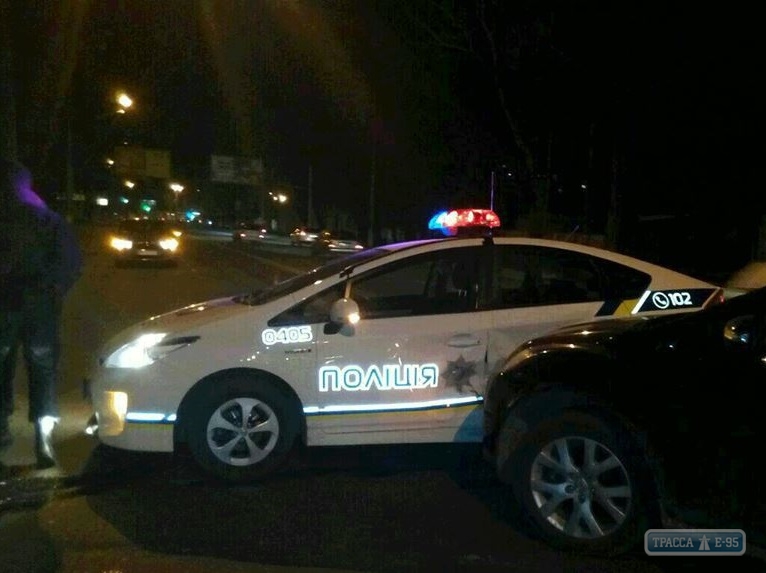 Автомобилист в Одессе сбил патрульного, регулировавшего движение после ДТП с полицейской машиной